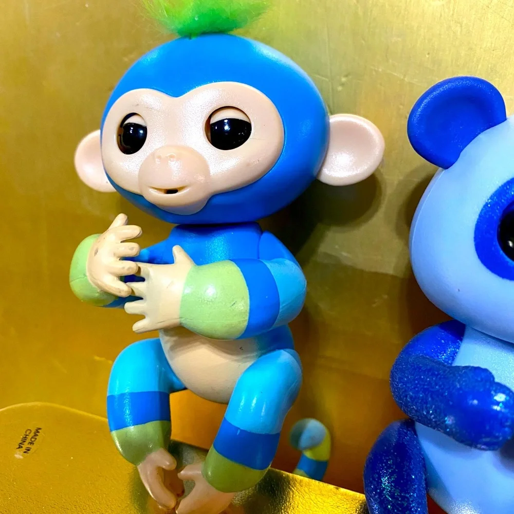 WOW WEE FINGELINGS 2016 TALKING ANIMATED PANDA BEAR ARCHIE & BILLIE BLUE MONKEY - Picture 4 of 10